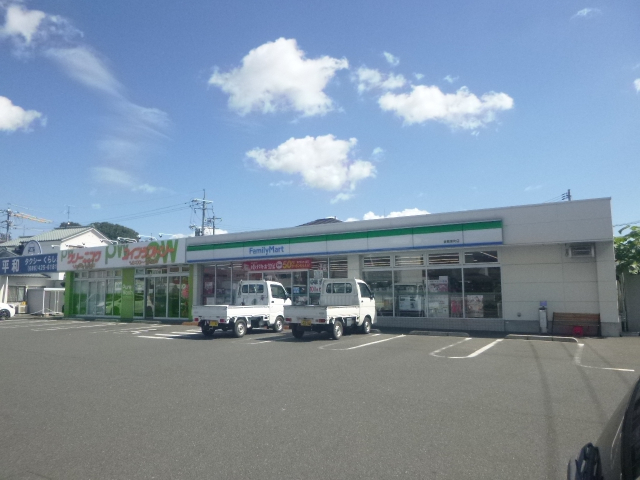 コンビニ　ファミリーマート倉敷片島店（コンビニ）まで695m