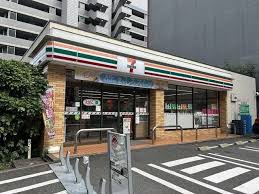 コンビニ　セブンイレブン港区海岸3丁目店（コンビニ）まで152m