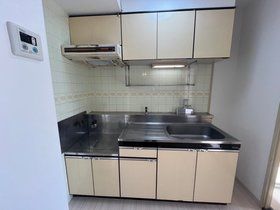 キッチン　※別部屋参考写真