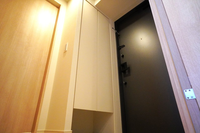 玄関　※写真は同タイプ住戸です。
