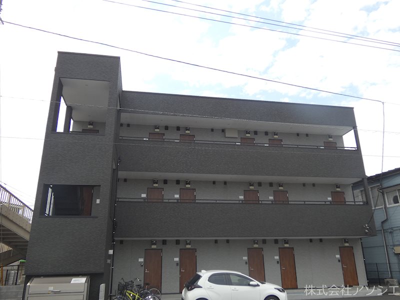 建物外観　コモドせんげん台のご紹介は住まいの窓口アソシエにお任せくださ