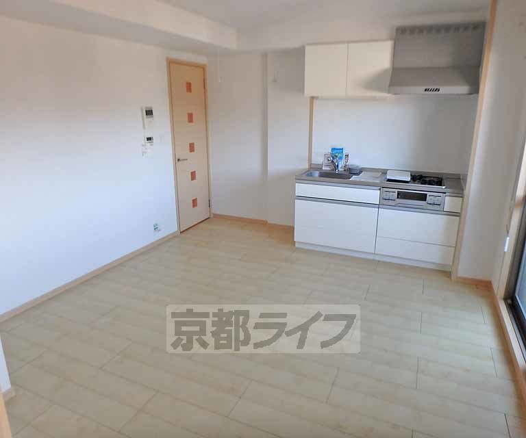 居室・リビング　明るい雰囲気の内装です