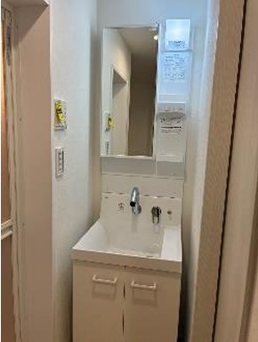 洗面設備　参考写真。現況優先