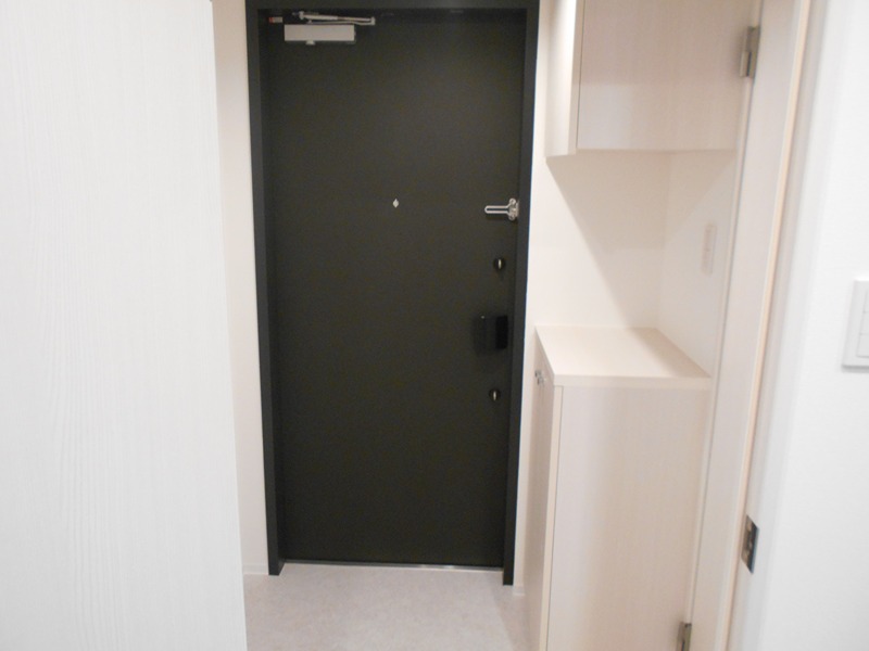 玄関　別部屋同間取