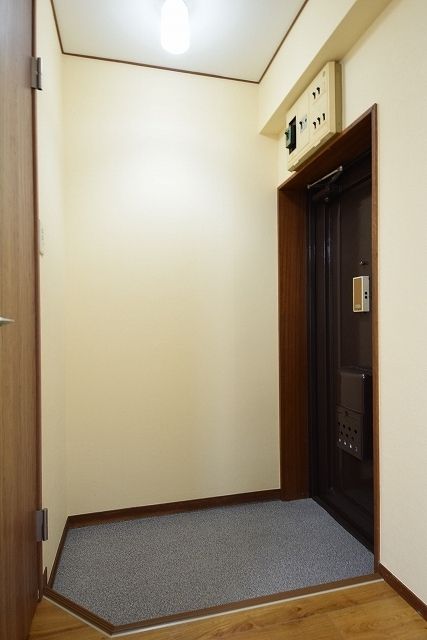 玄関　別部屋参考写真