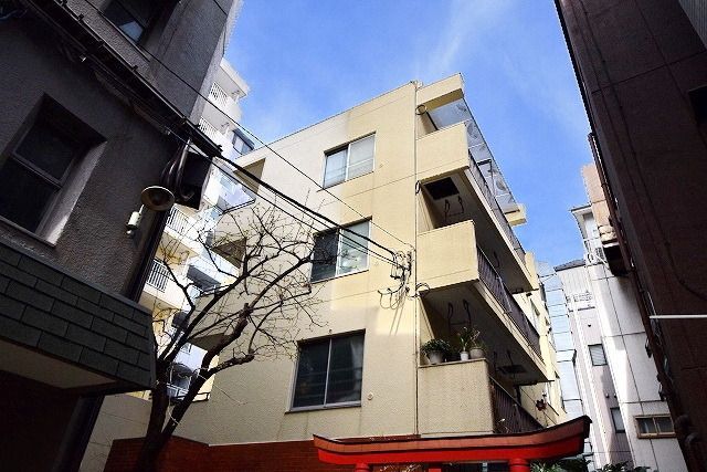 建物外観　タウンハウジング仙川店まで♪
