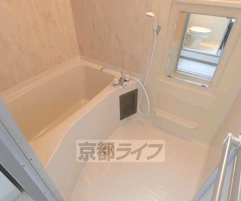バス・シャワールーム　バスです。