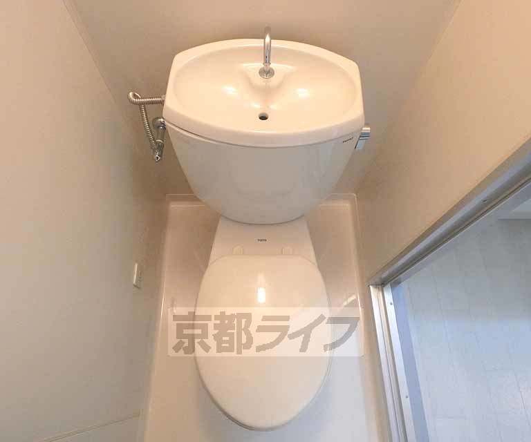 トイレ　トイレです。