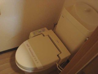 トイレ　シャワー付トイレ（イメージ）