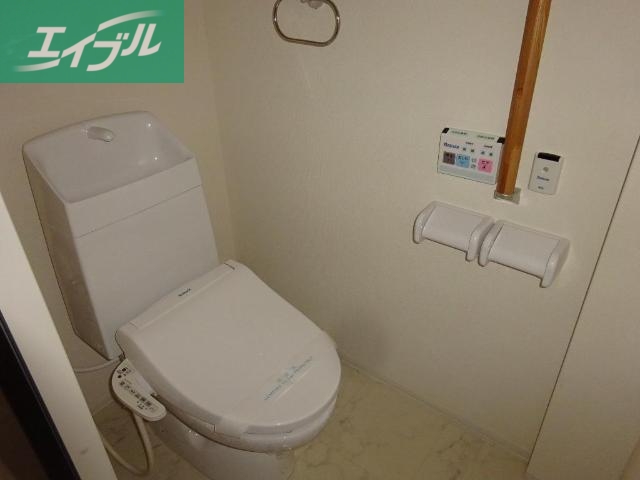 トイレ　シャワー付トイレ