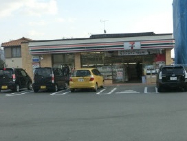 コンビニ　セブンイレブン広島緑井3丁目店（コンビニ）まで560m