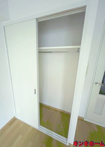 収納　写真は別のお部屋のものでございます