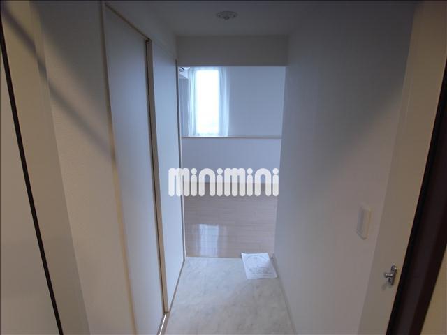 玄関　玄関からのお部屋です。