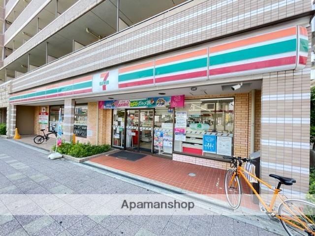 コンビニ　セブン－イレブンＪＲ塚口駅前店（コンビニ）まで7m