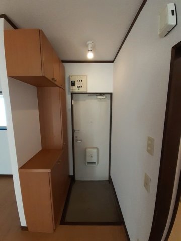 玄関　落ち着いた玄関です