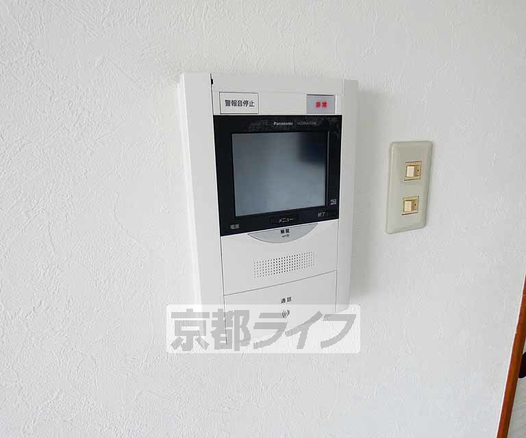 セキュリティ　ＴＶホン付きで安心ですね。