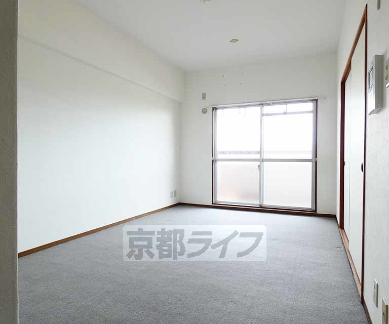 居室・リビング　明るいお部屋です。