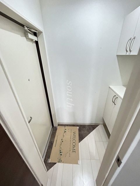 玄関　シューズＢＯＸ付きの玄関