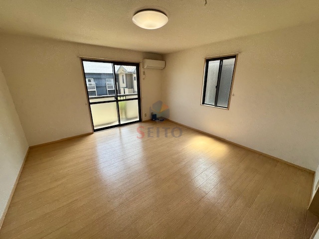 居室・リビング　別部屋の参考写真になります