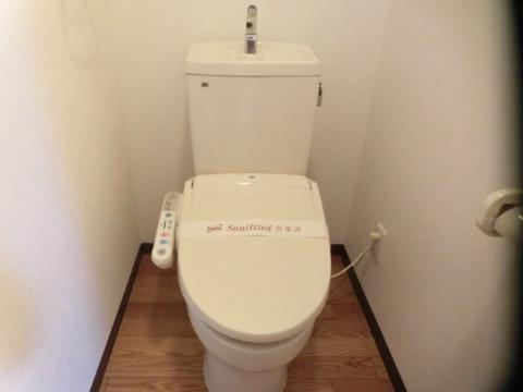 トイレ　シャワー付トイレ