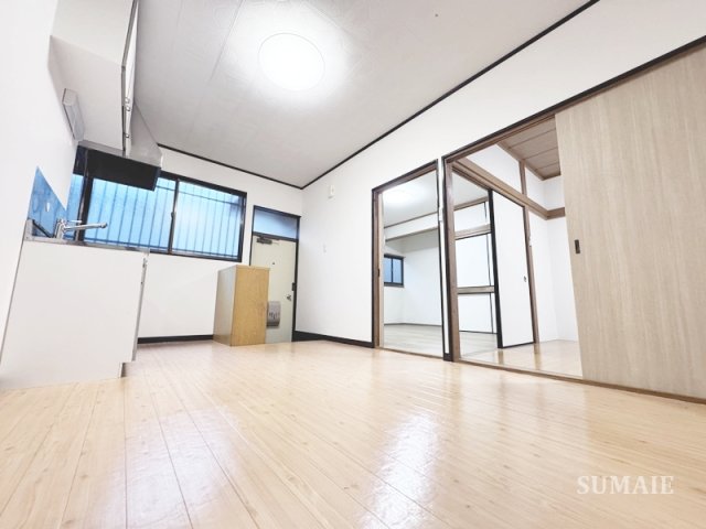 居室・リビング　ダイニングです