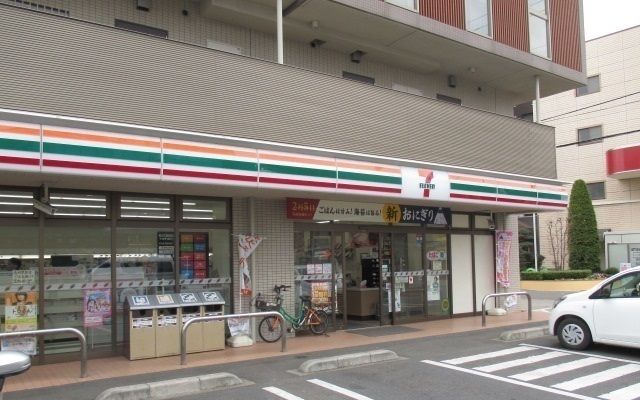 コンビニ　セブンイレブン前原東４丁目店（コンビニ）まで325m
