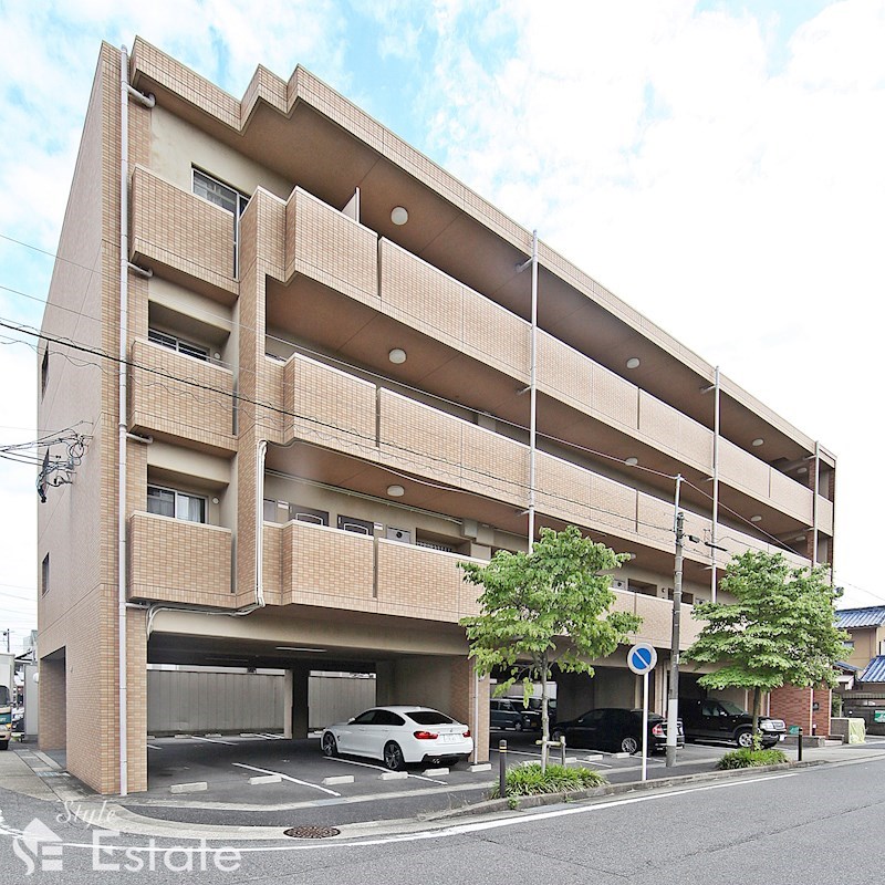 建物外観　デザイナーズ　オートロック付