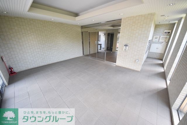 エントランス　お問合せはタウンハウジングまで！※現地待合わせ相談可能