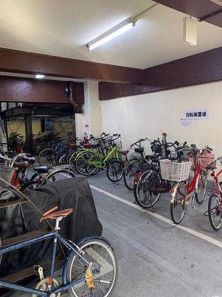 駐車場　駐輪場