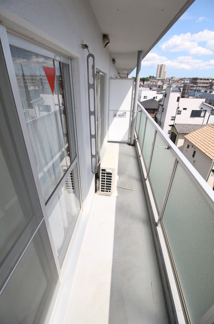 バルコニー　別の部屋の写真です