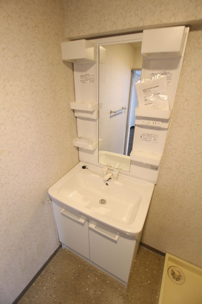 洗面設備　別の部屋の写真です