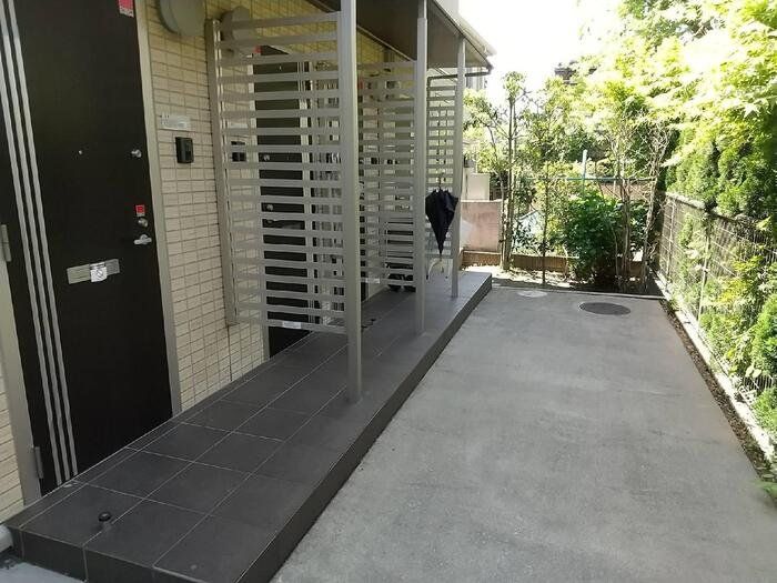 エントランス　お部屋探しはタウンハウジングへ♪