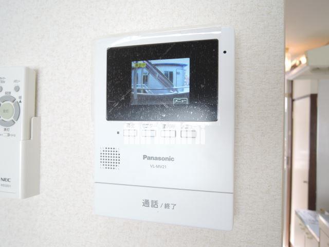 セキュリティ　訪問者を確認できます。