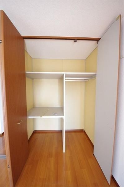 収納　クローゼット