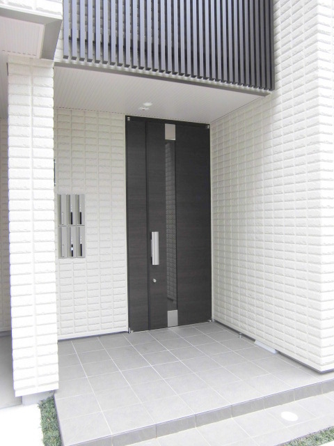 エントランス　★オートロック共用玄関★