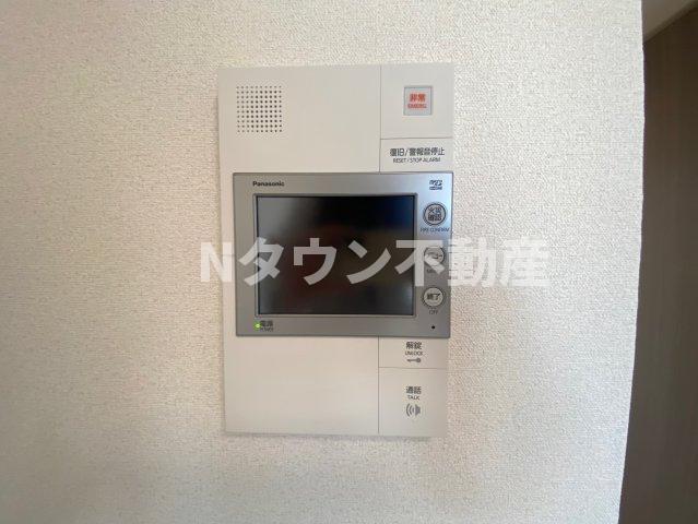 セキュリティ　モニター付きインターフォンです。