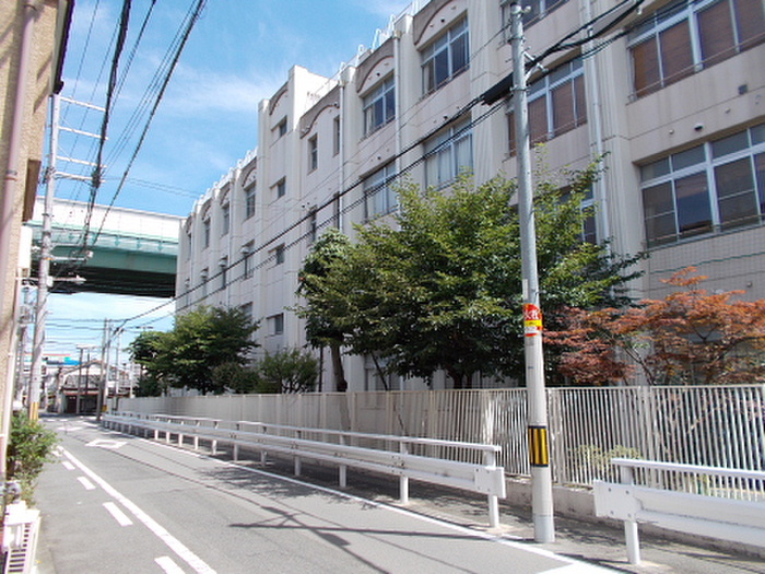 小学校　大阪市立太子橋小学校（小学校）まで113m