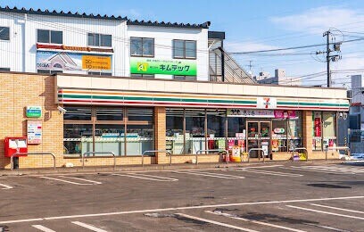 コンビニ　セブンイレブン札幌白石中央3条店（コンビニ）まで380m