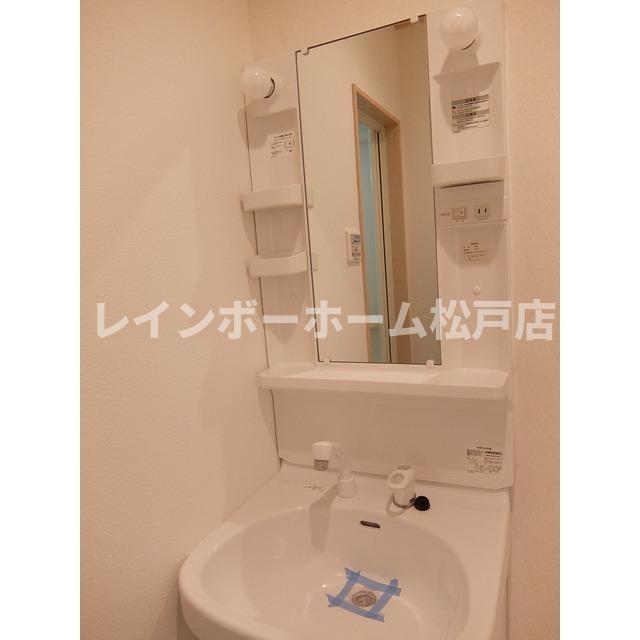 洗面設備　洗面所です