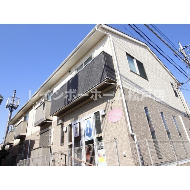 建物外観　外観は落ち着いています