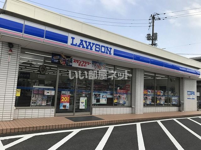 コンビニ　ローソン 平田駅前店（コンビニ）まで492m