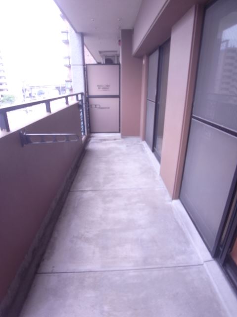 バルコニー　バルコニー