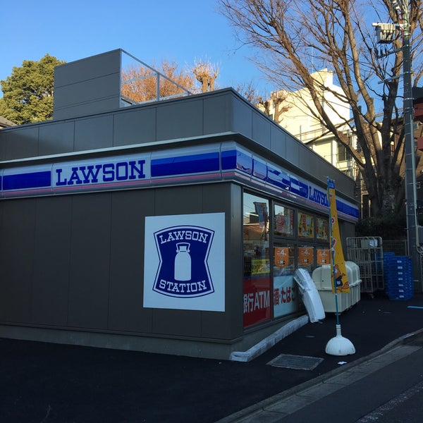 コンビニ　ローソン 神楽坂駅北店（コンビニ）まで218m