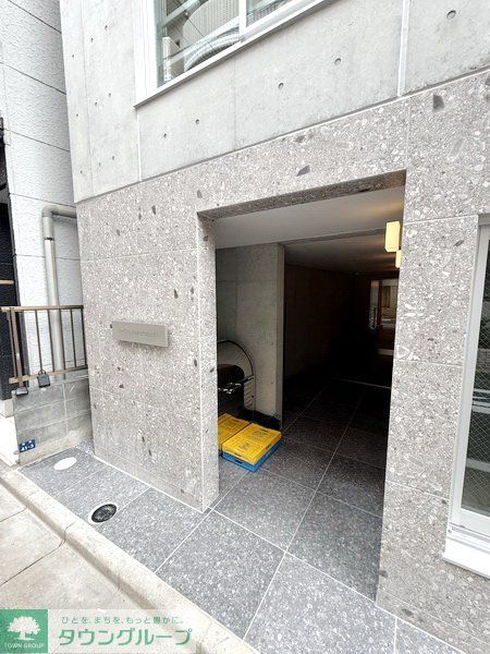 エントランス　エントランス