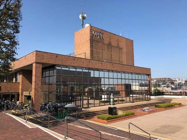 役所　川崎市宮前区役所（役所）まで382m