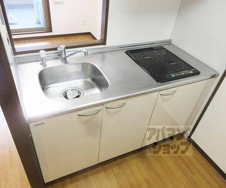 キッチン　程よい大きさで使い勝手の良いキッチンです！
