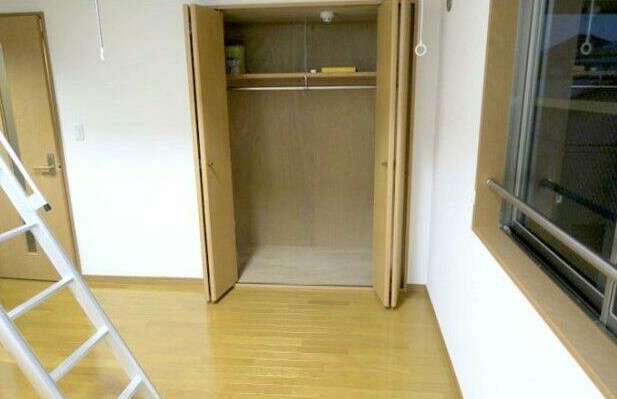 収納　※別号室参考写真です