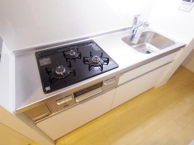 キッチン　※同系モデル写真
