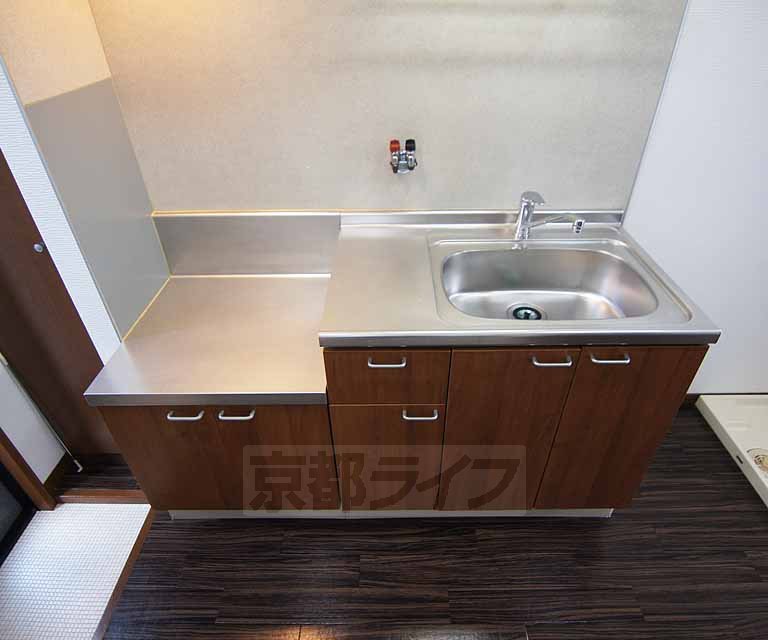キッチン　２口コンロ設置できます。