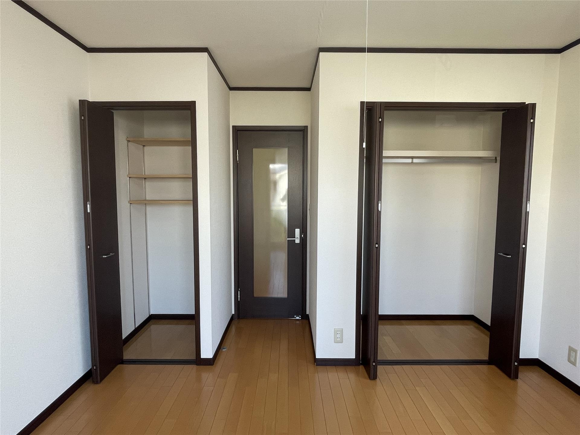 収納　奥行きのあるクローゼットで荷物の多い人でも安心です